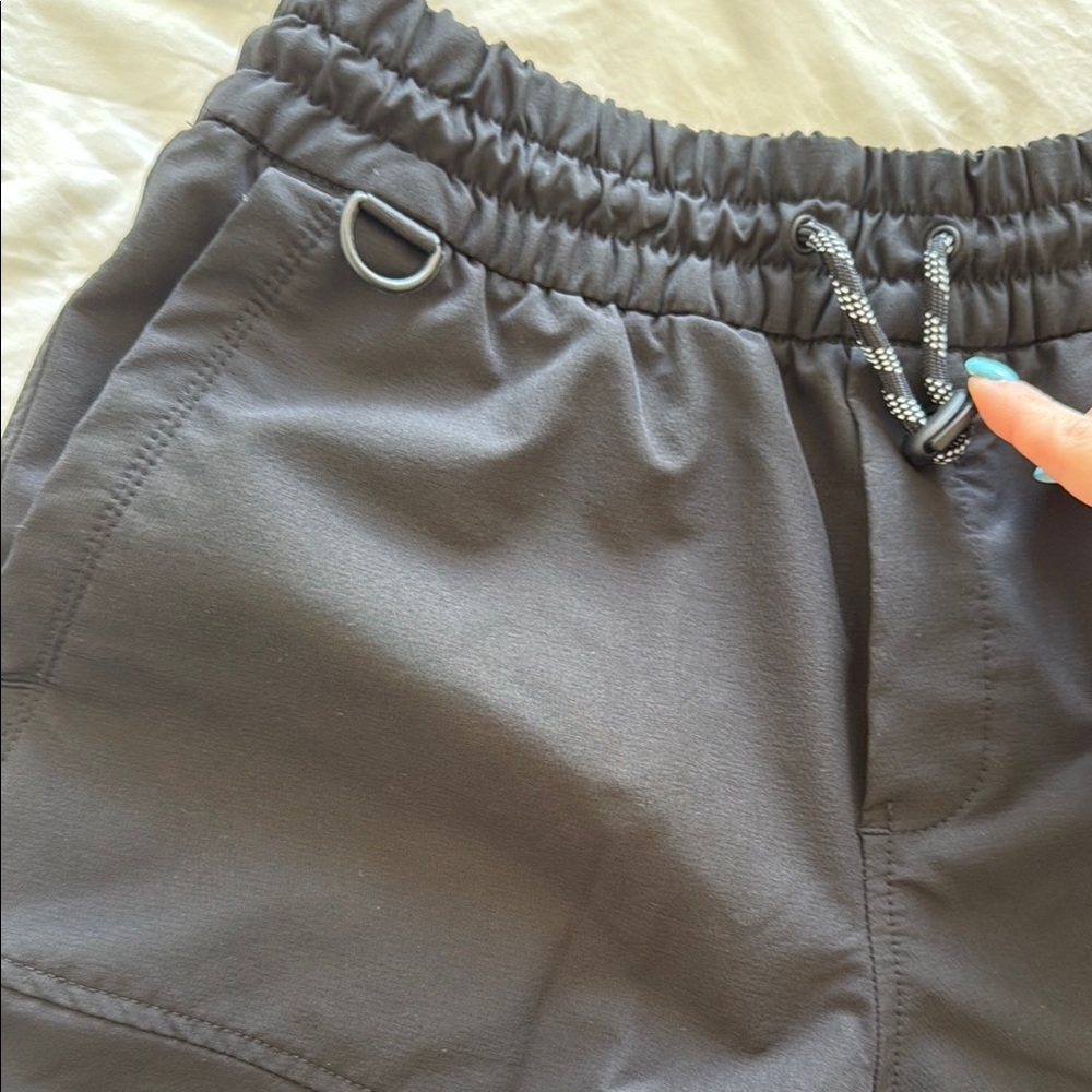 Old Navy Black Women's Athletic Shorts S - Picture 4 of 4